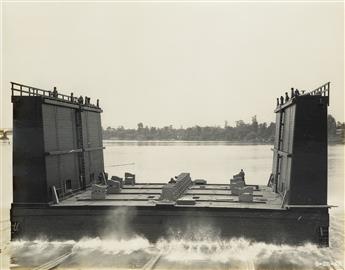 (FLOATING DRY DOCK CONSTRUCTION) Archive with 15 albums, containing 79 photographs documenting the step-by-step construction by The Tul